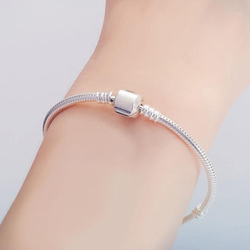Lovely 925 Solid Silver Chain Charm Bracelet - Best Online Prices - The Jewellery Supermarket